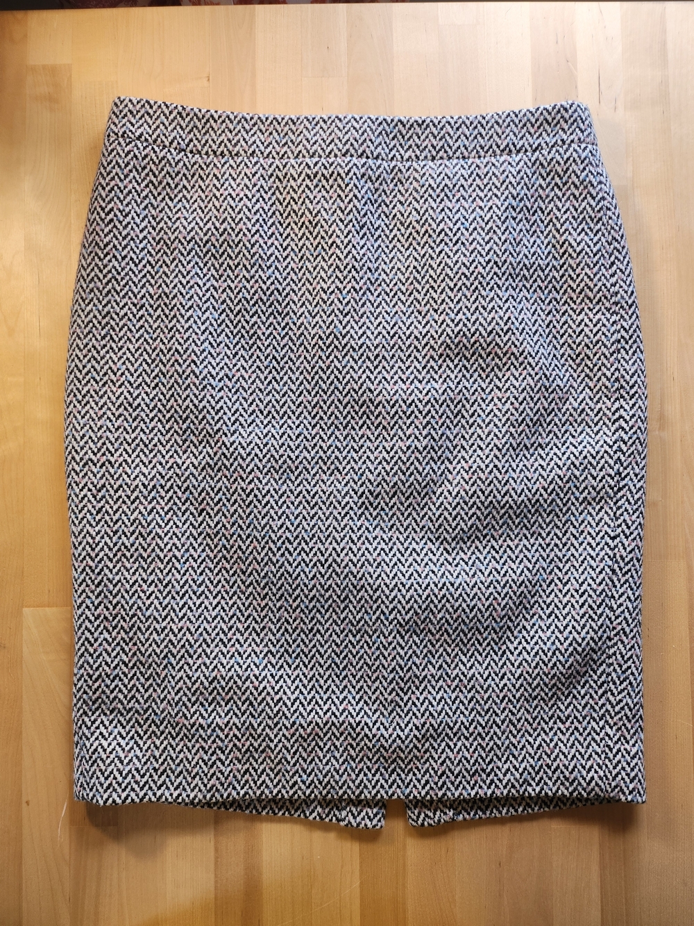 J. Crew Black/White Chevron Tweed Pencil Skirt Sz 6